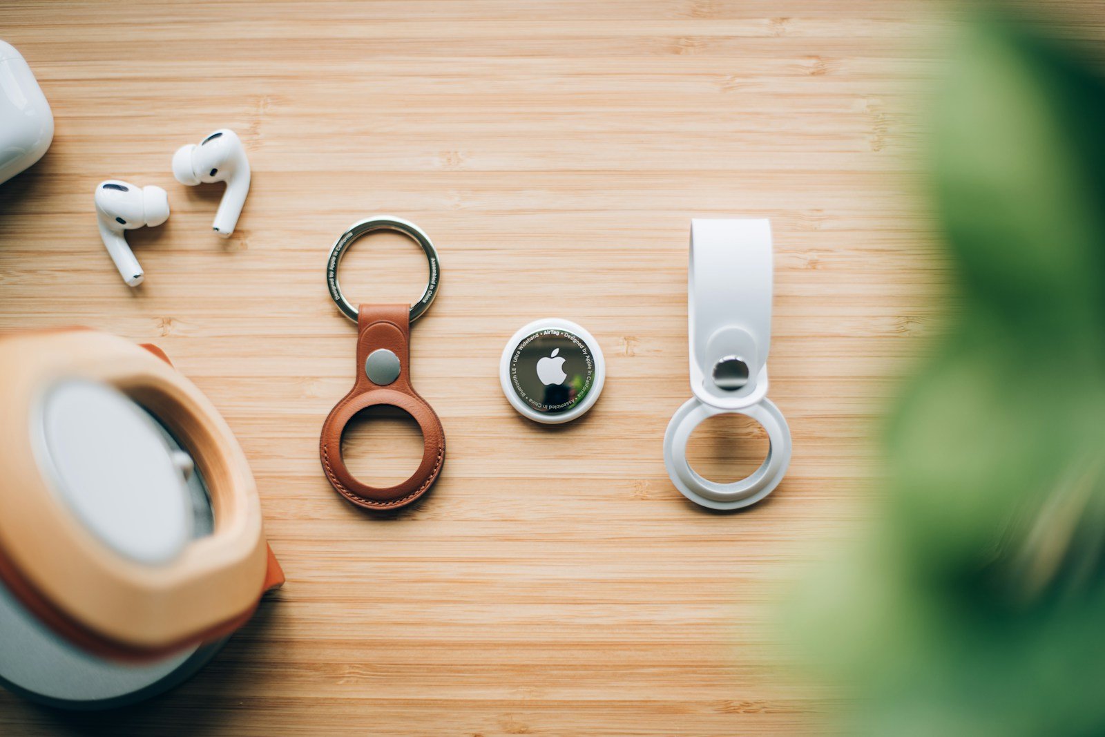 airtag keychain